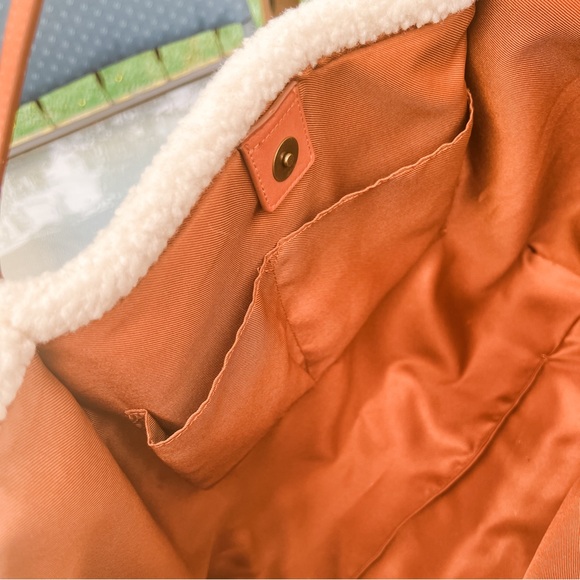 Universal Thread Target XL Brown Sherpa Tote Huge! - Picture 10 of 12
